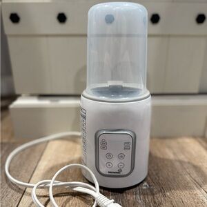 Bottle Warmer by Grownsy